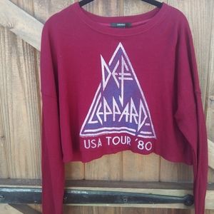 Def Leopard maroon thermal crop tee Size M
